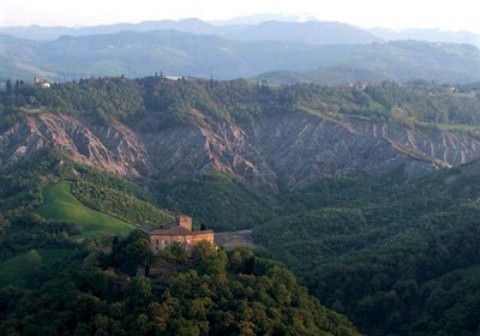 Castello di Bianello (Reggio Emilia), insediamento Canossiano